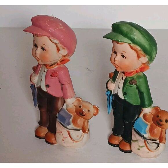 2 Vintage Plastic Boy Figurines Umbrella Bag with Teddy Bear Hong Kong - Picture 7 of 13